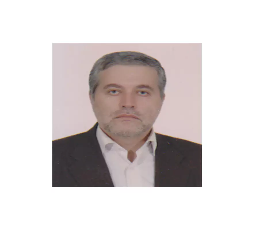 علیرضا اکبری